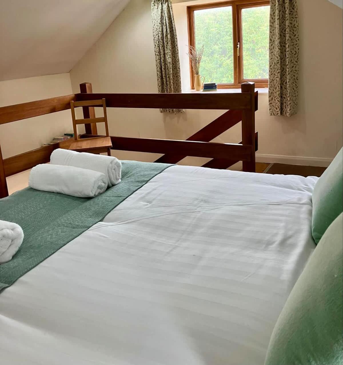 Farmhouse Apartment Saint Ishmaels  Esterno foto