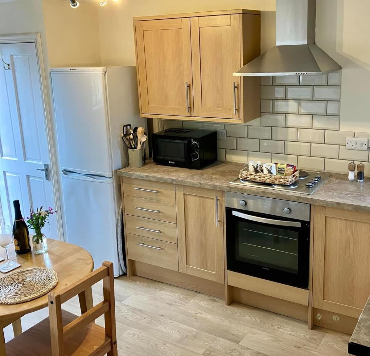 Farmhouse Apartment Saint Ishmaels  Esterno foto